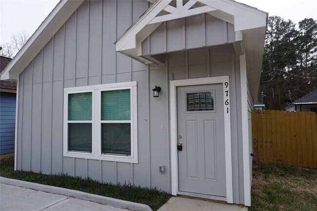 Foto del edificio - 9761 Black Gum