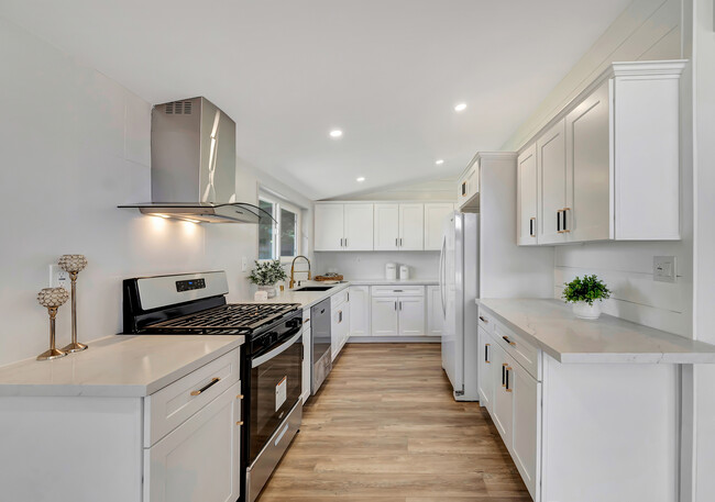 Foto del edificio - 20641 Archwood St