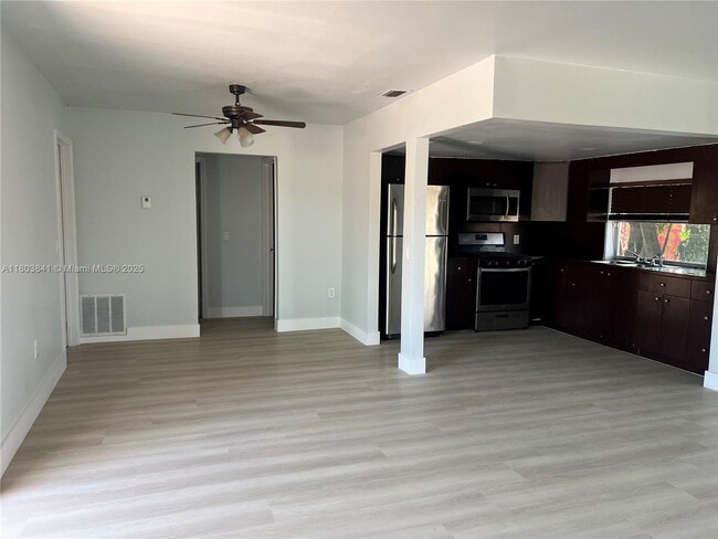 Building Photo - 11431 NW 35th St