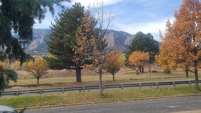 View - 140 S Lashley Ln