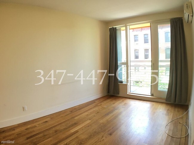 Building Photo - 431 Grand St