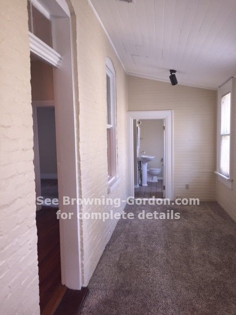 Foto del edificio - Adorable 1 Bedroom 1 Bathroom home - Avail...