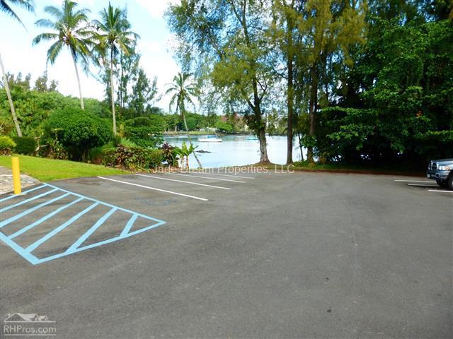 Building Photo - 355 Kalanianaole Ave