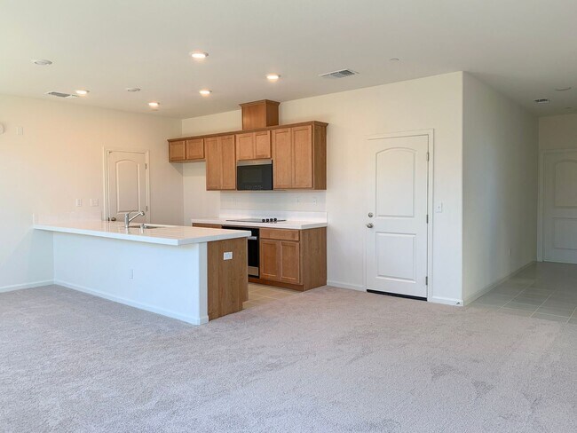 Foto del edificio - 2025 Built 3/2.5 in Hollister