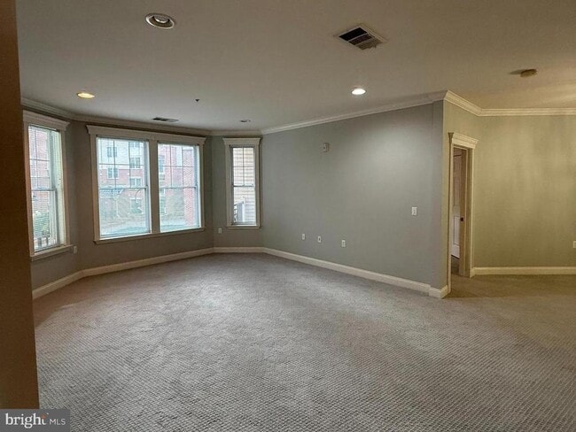 Foto del edificio - 300 W Elm St