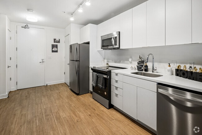2BR, 1BA - 513SF - Kitchen - Hendrix Apartments