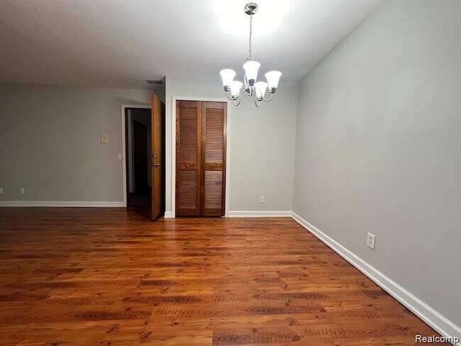 Foto del edificio - 2224 Touchdown Ct