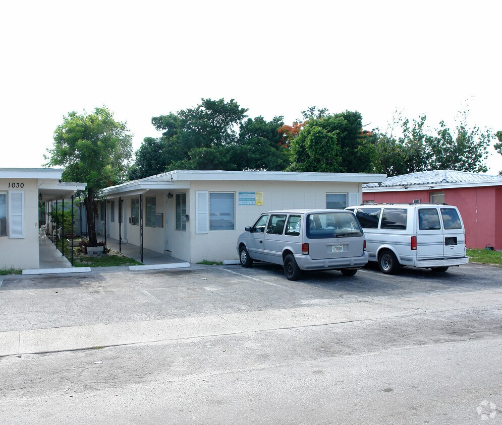 Foto principal - 1030 NW 2nd Ave