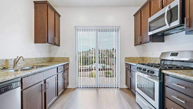 Primary Photo - 14263 Rios Canyon Rd