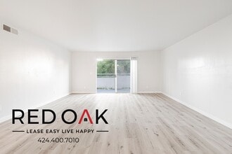 Building Photo - 14655 Sylvan St