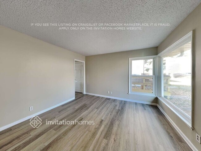 Foto del edificio - 3112 Nevada Ave S