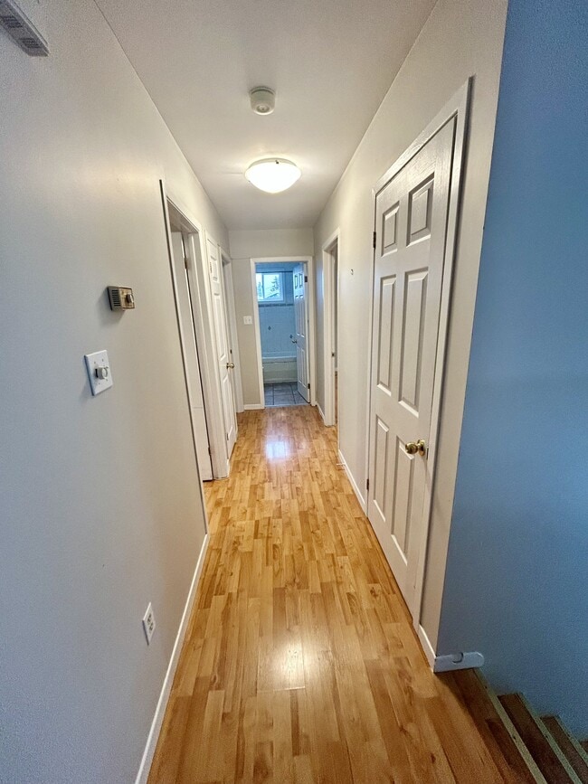 Building Photo - 42 Waterford Heights N