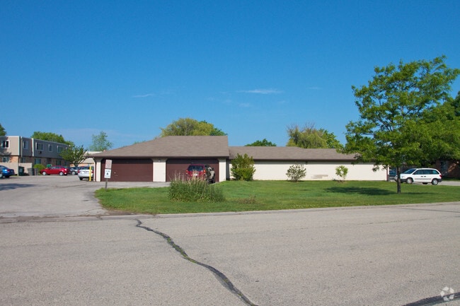 Building Photo - N133 W15522 Francese Dr