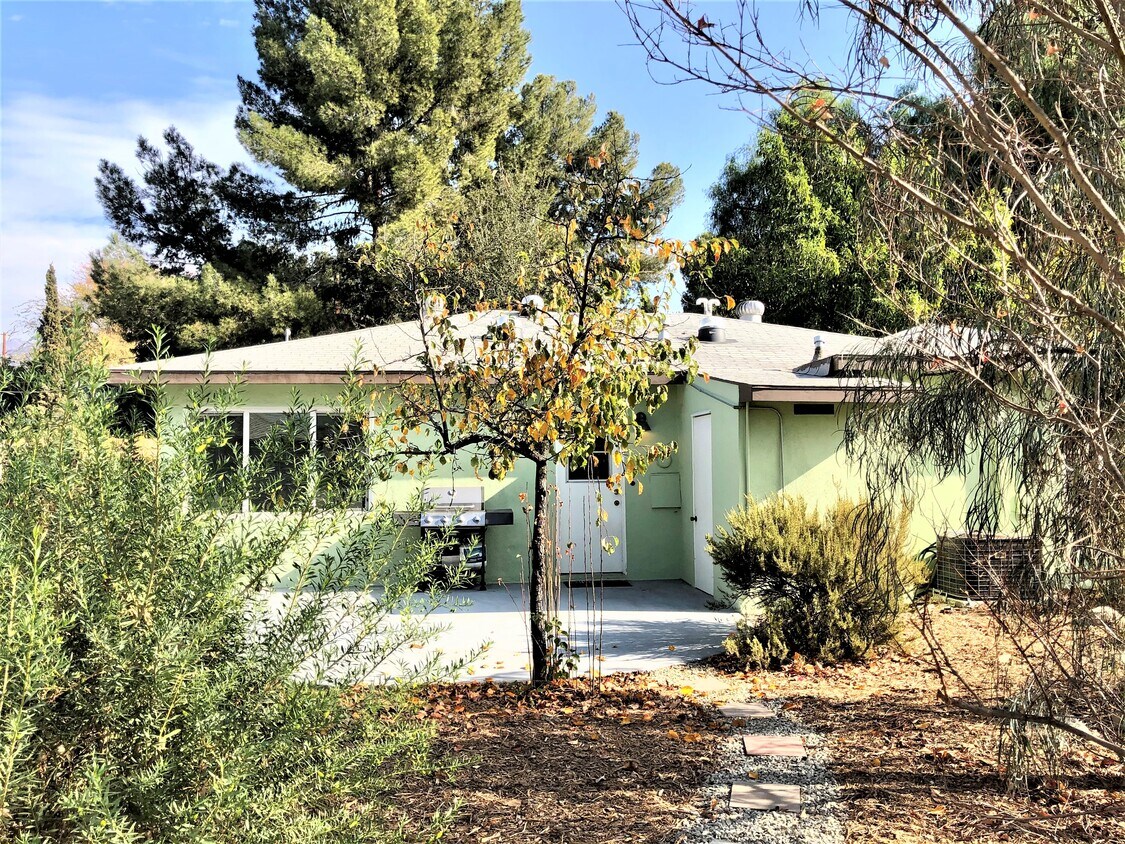 10947 Odell Ave, Sunland, CA 91040 House Rental in Sunland, CA