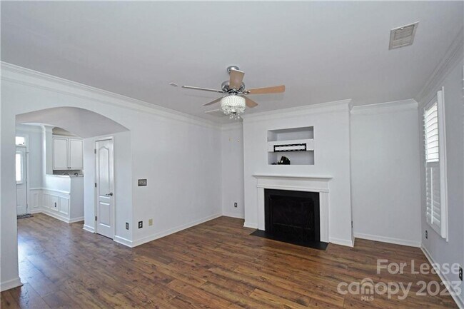 Foto del edificio - 3 Bedroom Townhouse in Mooresville