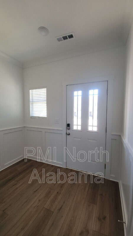 Building Photo - 7578 Discovery Pt Dr NW