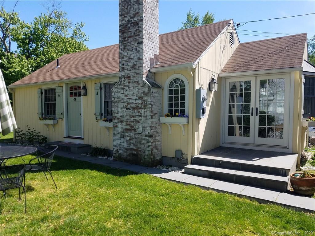 Primary Photo - 5 Rowland Pl