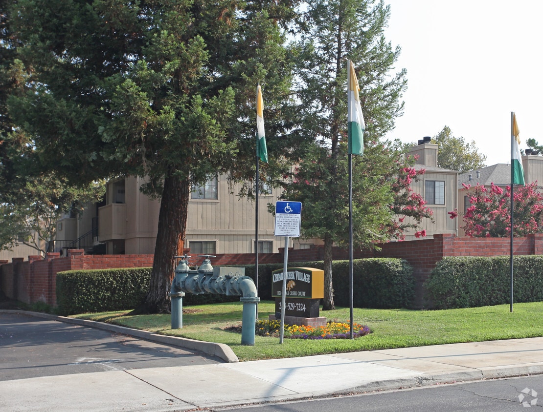 Cedar Creek Village Apartments Modesto, CA