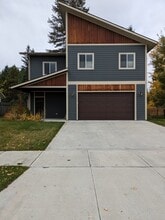 Building Photo - 132 Brimstone Dr