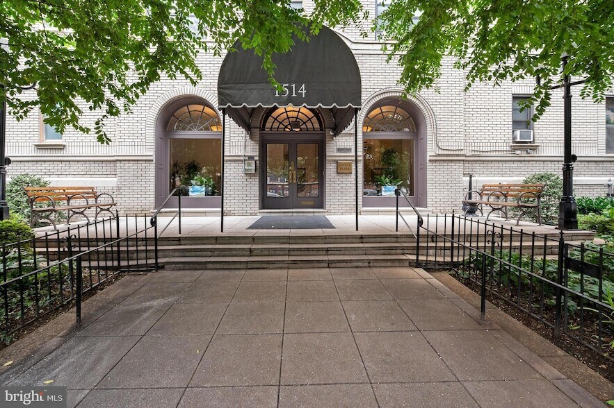 Foto principal - 1514 17th St NW