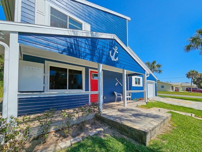 Building Photo - 1300 N Daytona Ave