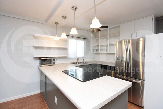 Foto del edificio - 6240 N 16th St