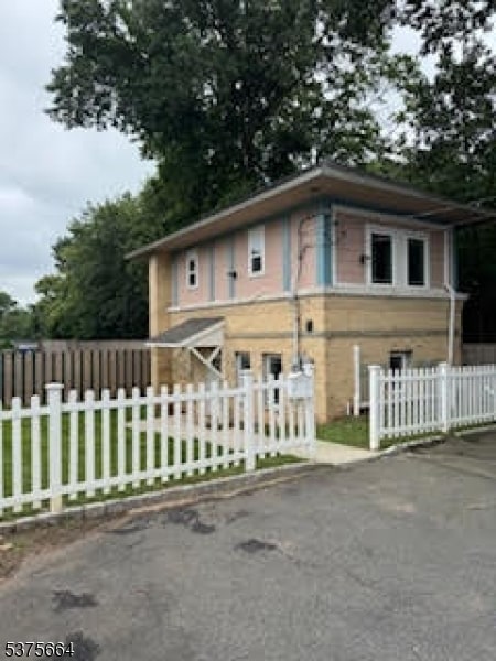 Foto del edificio - 336 E Westfield Ave