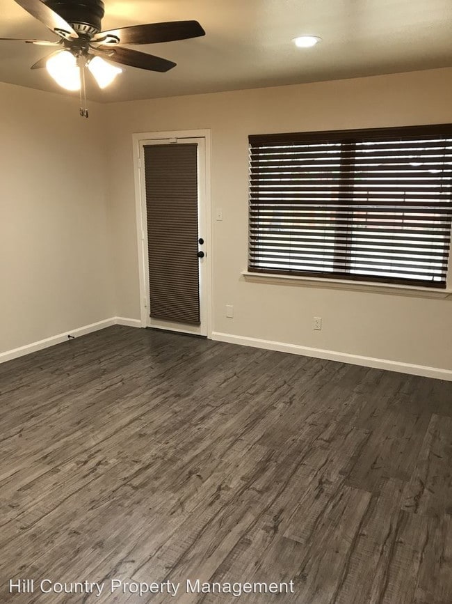 Building Photo - 7705 Lazy Ln