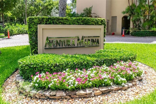 Foto del edificio - 3340 NE 190th St
