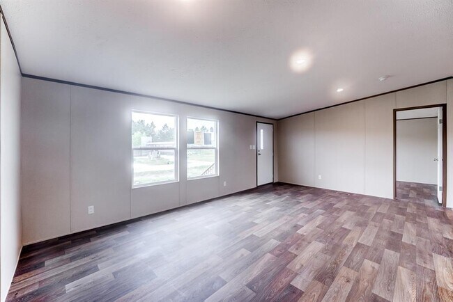 Foto del edificio - 5055 County Rd 3540