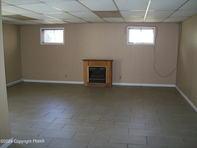 Foto del edificio - 509 Mill Creek Rd