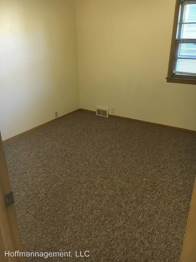 Building Photo - 2656 N 68th St