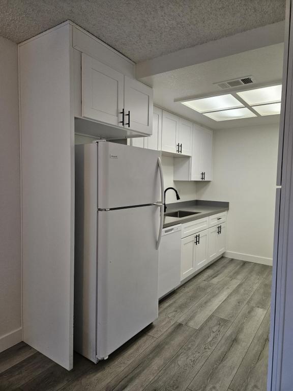 Foto del edificio - 426 Cherry Ln