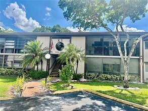 Building Photo - 9360 S Belfort Cir