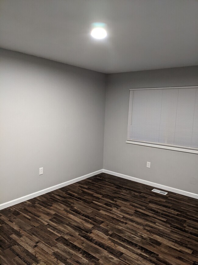 Building Photo - 3599 Golden Meadows Ct
