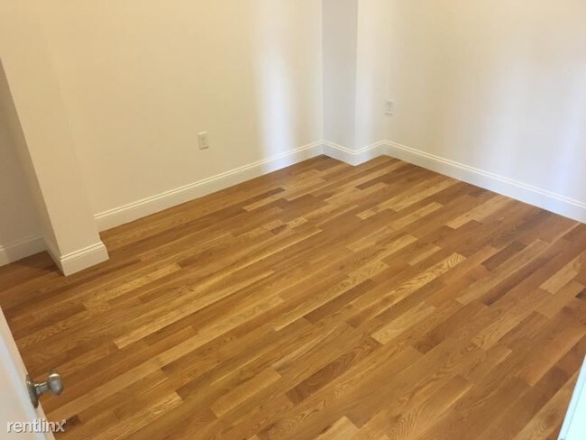 Foto del edificio - 339 D St