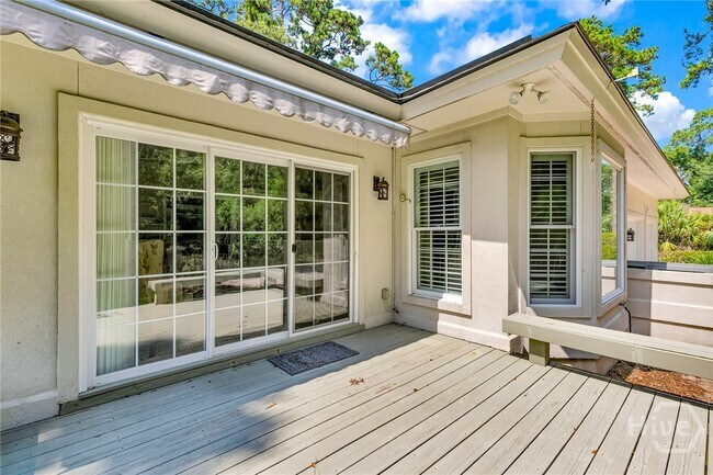 Foto del edificio - 52 Monastery Rd