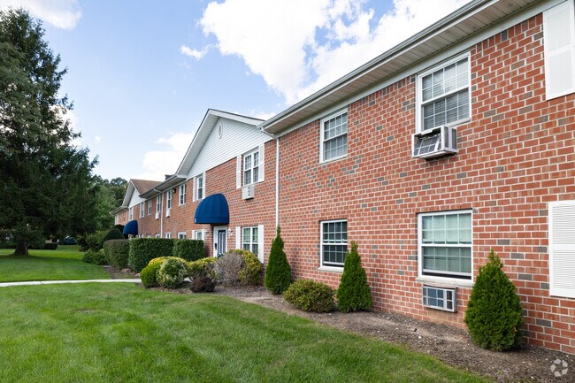 Foto del edificio - 460 Old Town Rd