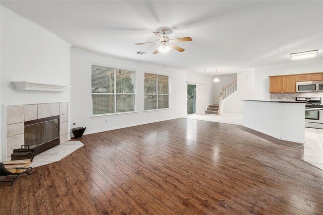 Building Photo - 6036 Mesa Verde Cir