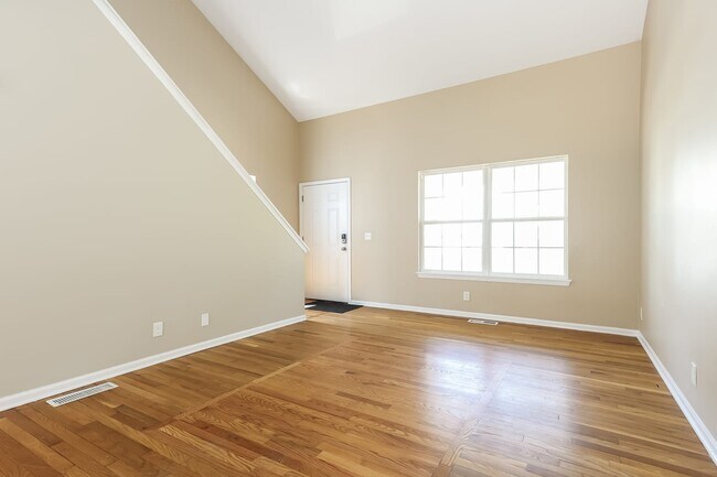 Building Photo - 1751 Hickory Park Ln