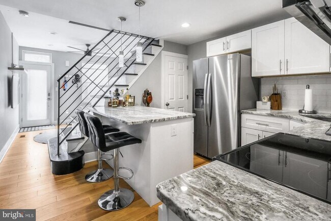 Foto del edificio - 441 E Flora St