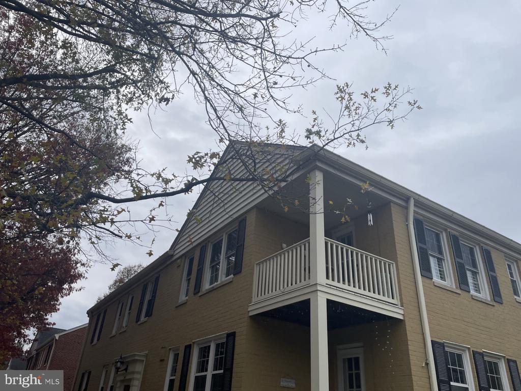 Foto principal - 6610 Potomac Ave