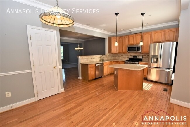 Foto del edificio - 860 Stonehurst Dr