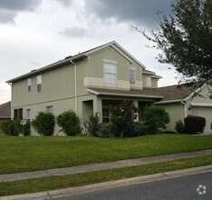 Building Photo - 4761 SW 41st St