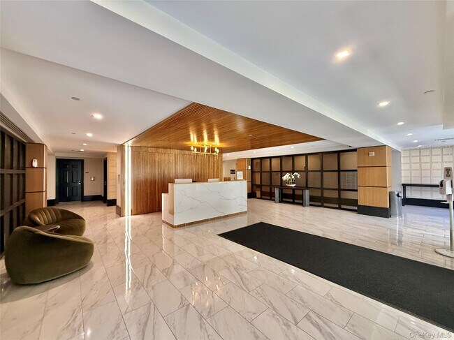 Foto del edificio - 300 Mamaroneck Ave