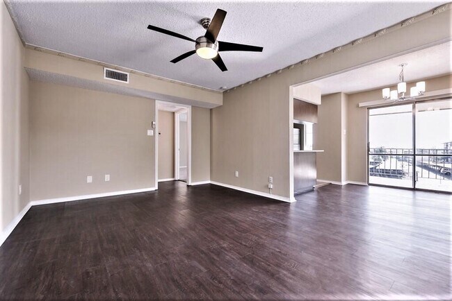 Building Photo - 4524 Amesbury Dr