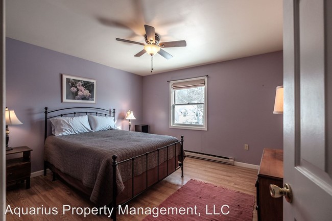 Foto del edificio - 2 br, 1.5 bath House - 29 Old Orchard Rd #54