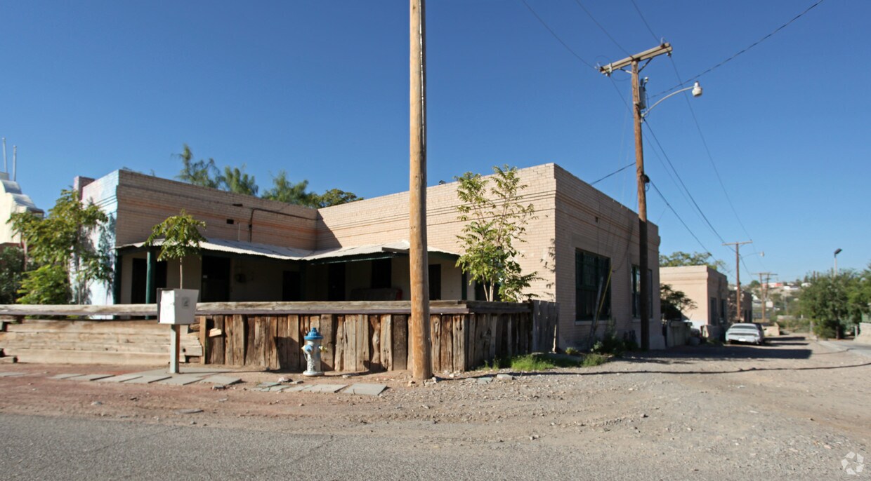 Foto principal - 1730 W Paisano Dr