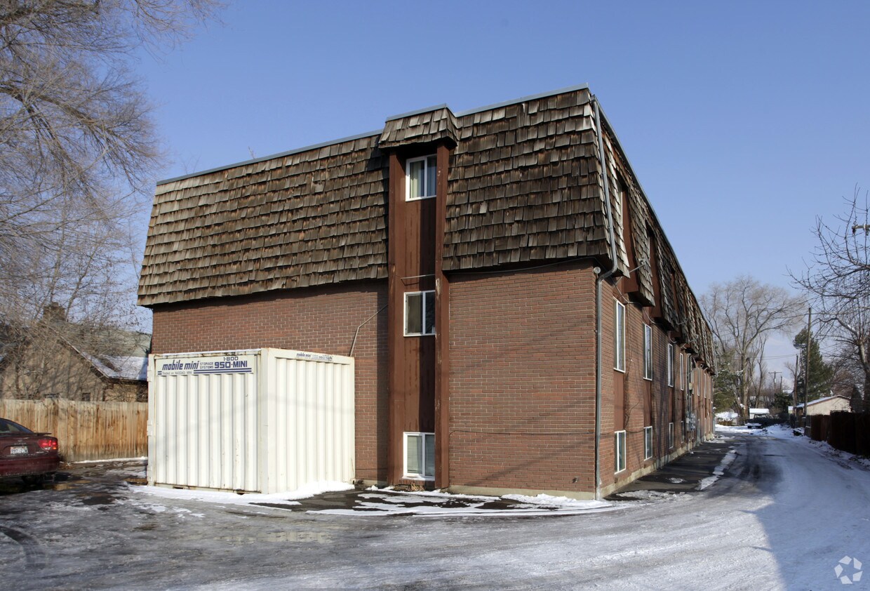 Building Photo - 2870 S Blair St