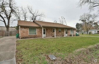 Building Photo - 904 Mabry St